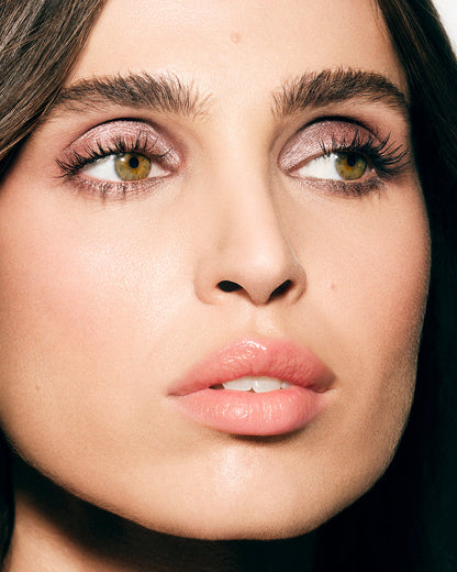 Create Stunning Looks! Multi-Chromatic Eyeshadow for Instant Radiance 111